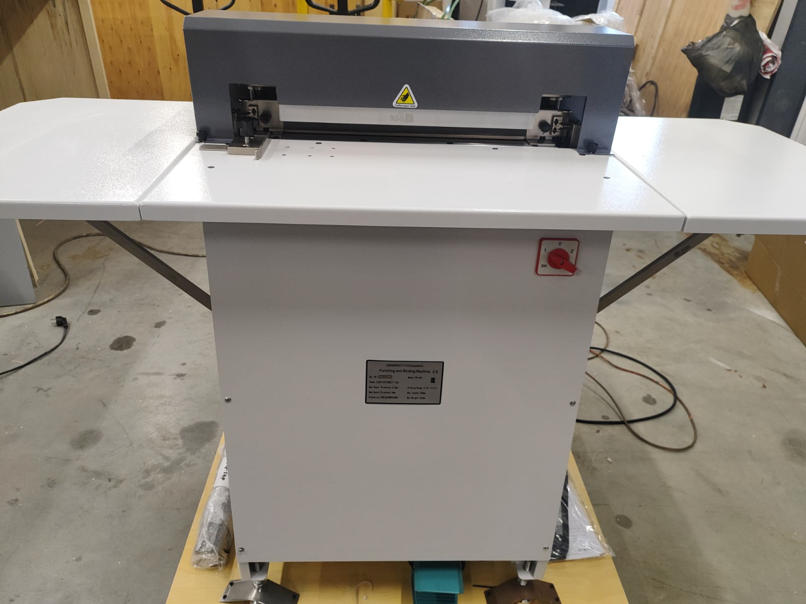 PB-420 PB-420 ПЕРФОРАЦИОННО-ОБЖИМНАЯ МАШИНА — изображение 1